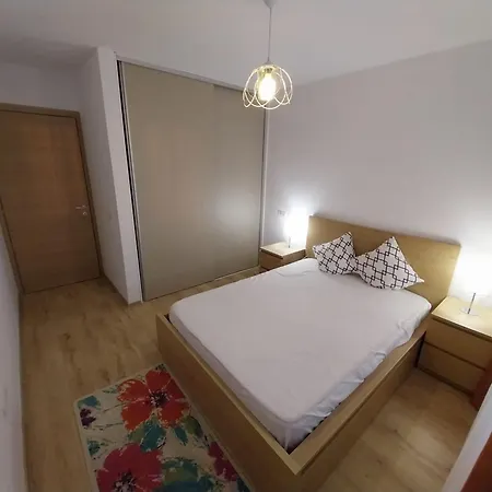 Apartment 3,2,1